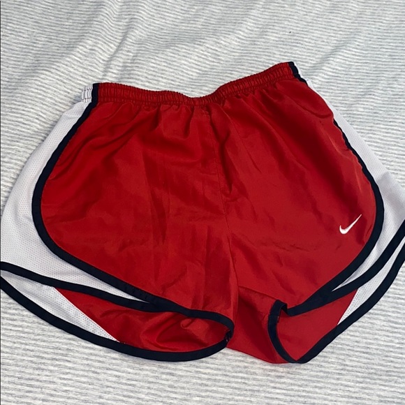 Womens Nike Dry Classic Shorts - University Red - SoccerPro